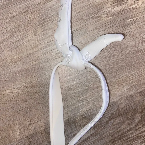 Nasty Gal White Broderie Lace Underwire Bikini Top Size 0 | Swim Top Only NWT - Picture 3 of 8